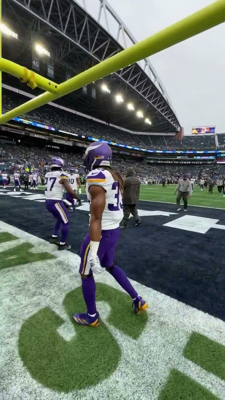 Aaron Jones Pregame Hype ?